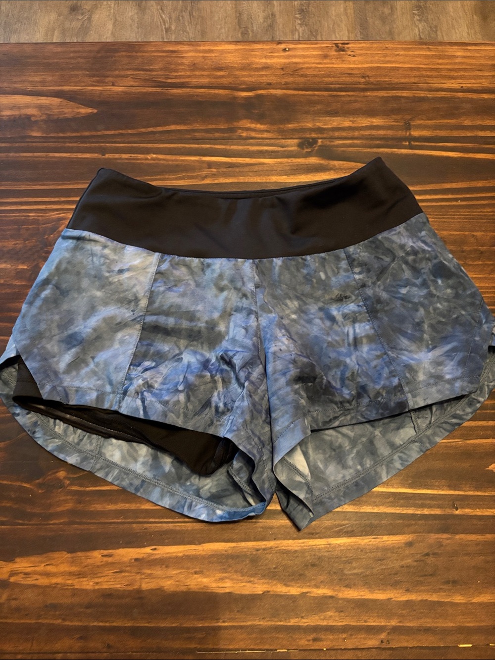 CVG constantly varied gear daydream dye blue shorts xs